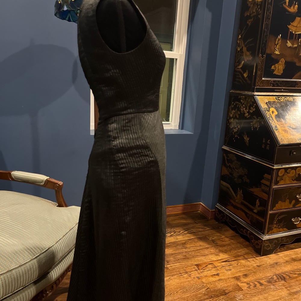 BCBGMaxAzria RUNWAY Black Grey fitted  Pinstripe Maxi Dress - Picture 8 of 13